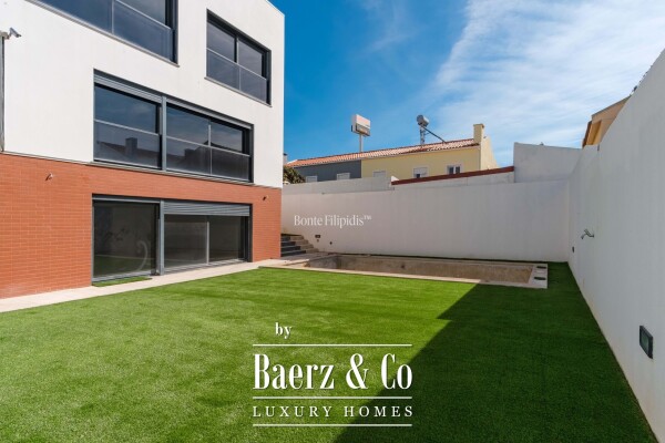 photo 2 Beautiful luxury home in São Domingos de Rana, Tires