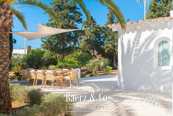 photo 12 Cala Jondal 