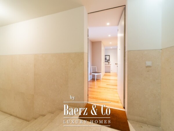 photo 27 Luxury 2 Bedroom Apartment with Private Garden in Restelo, inserted in a condominium of excellence