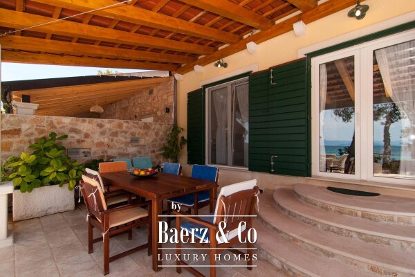 photo 5 Brac, beautiful Mediterranean house in a unique location, 1st row to the sea