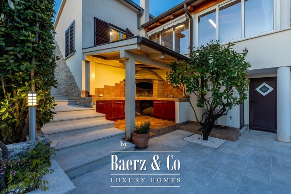 photo 11 Rogoznica, a beautiful villa with a pool, a view of the sea and a hidden garden