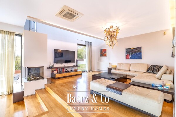 photo 5 Zagreb, Gornja Dubrava, Villa with a Swimming Pool, 360 m²