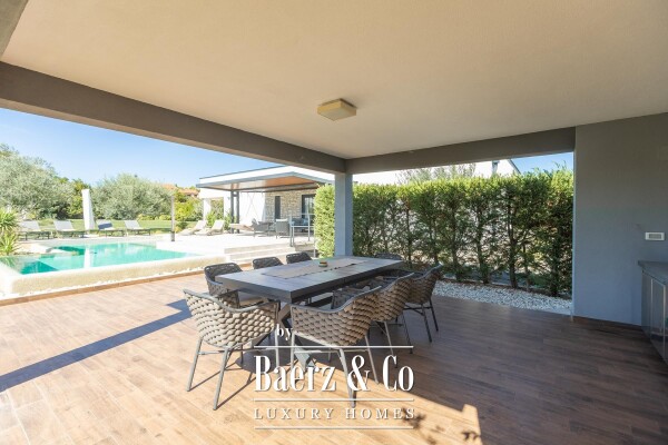 photo 3 Istria, Medulin - Luxury Villa with a Swimming Pool and Spacious Grounds