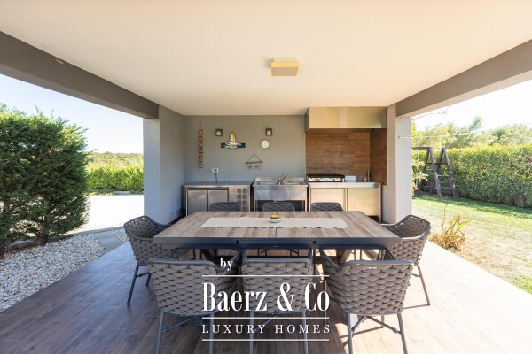 photo 7 Istria, Medulin - Luxury Villa with a Swimming Pool and Spacious Grounds